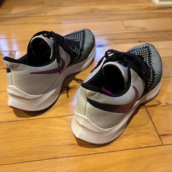 Nike Women's Zoom Winflo 6 Running Shoes Size 10.5 White/Black/Purple - Picture 5 of 7